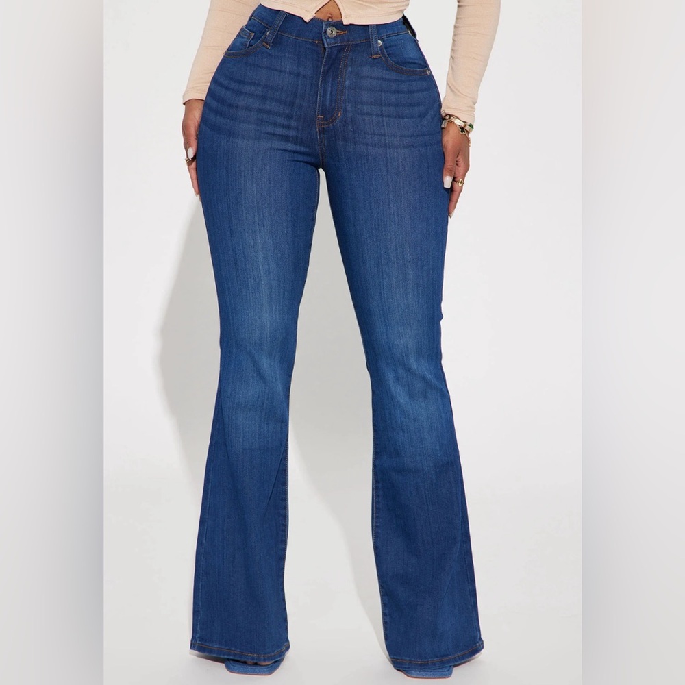 Fashion Nova Dark Flare Jeans - Size 11